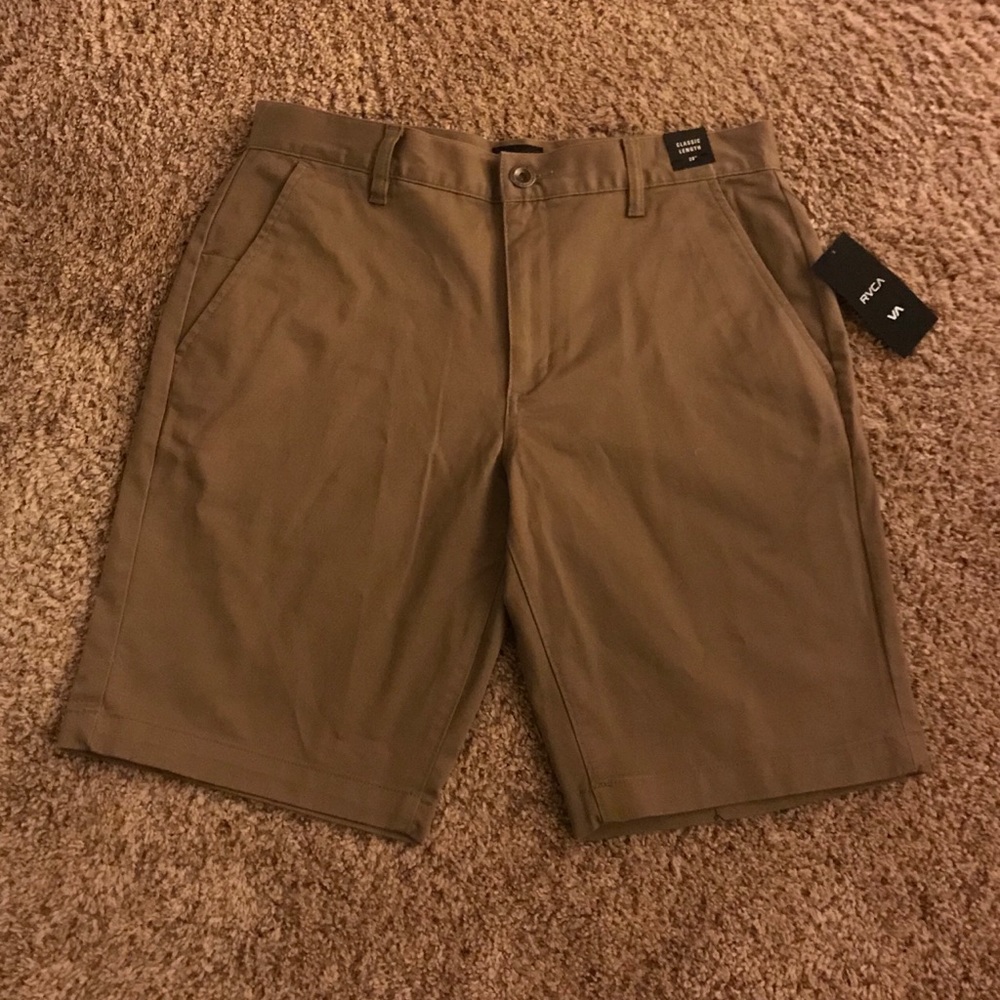 RVCA men’s shorts NWT, size 32
